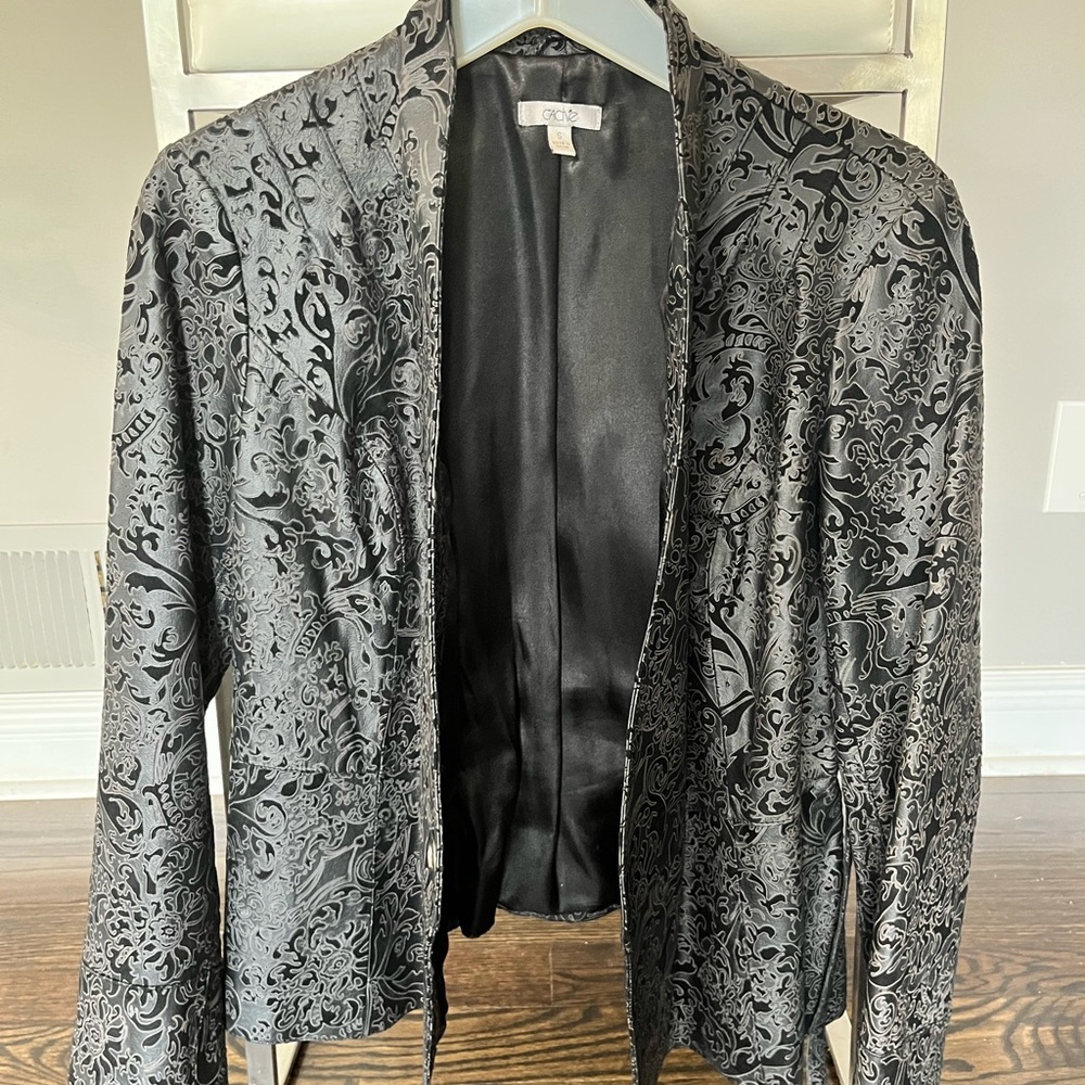 Cache filigreed leather lined jacket, floral design